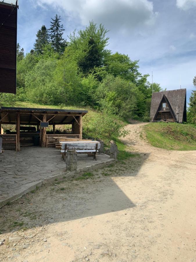 Schronisko Gorskie Pttk Na Jaworzynie Krynickiej Krynica Zdroj Exterior foto